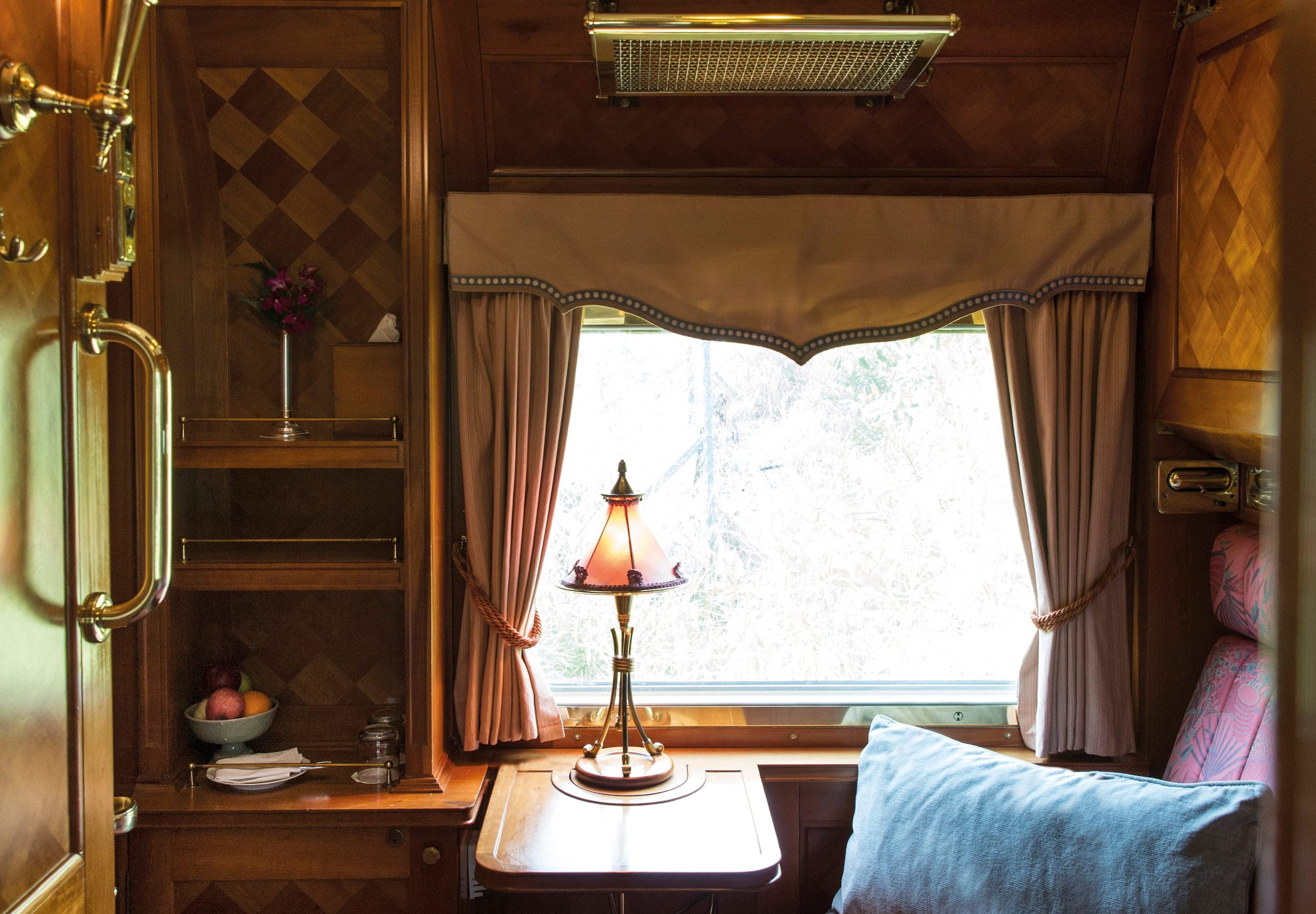 Luxury Rail Cabins Special Event - Pullman Cabin04 2580x1792 0 