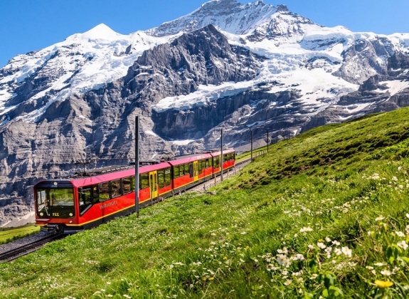 Jungfrau_All Vacation Types_Hero Image