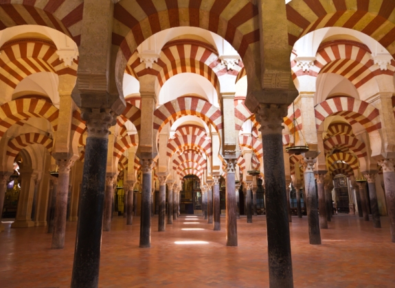 Mosque-Cathedral-of-Cordoba-iStock_000018163971Small
