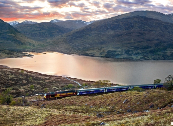 caledonian_sleeper_exterior scenic journey view