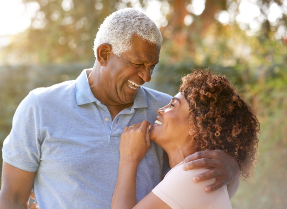 happy-couple-laughing