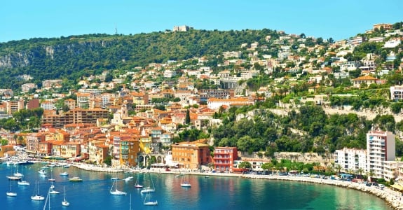 bay-villefranche-sur-mer-cote-dazur-french-riviera-near-nice-monaco_104282591_web