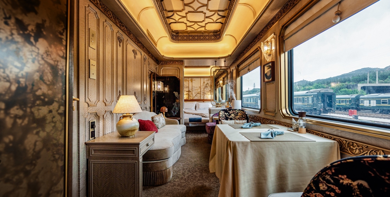 golden-eagle-silk-road-express_china_han-dynasty-suite-lounge-2.jpg