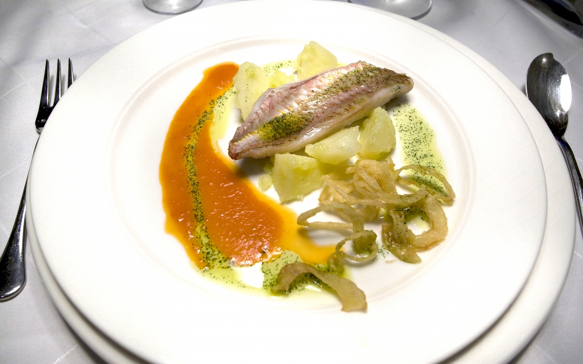 Dining Onboard The Transcantábrico