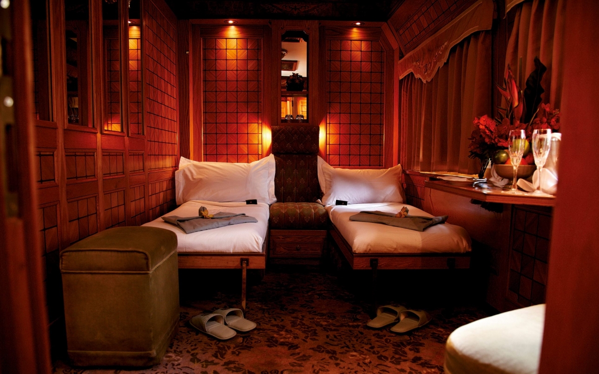 Eastern & Oriental Express | Railbookers®