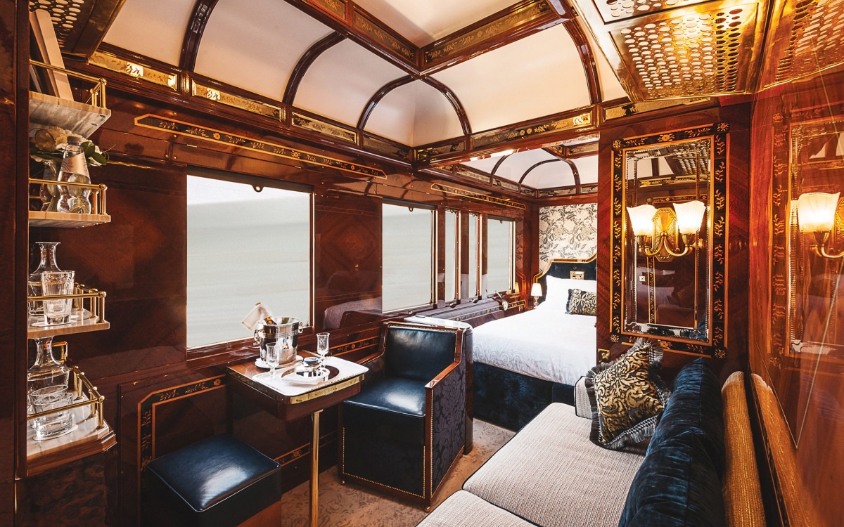 inside view of the Venice, grand suite accommodation onboard the VSOE inside view of the Venice, grand suite accommodation onboard the VSOE
