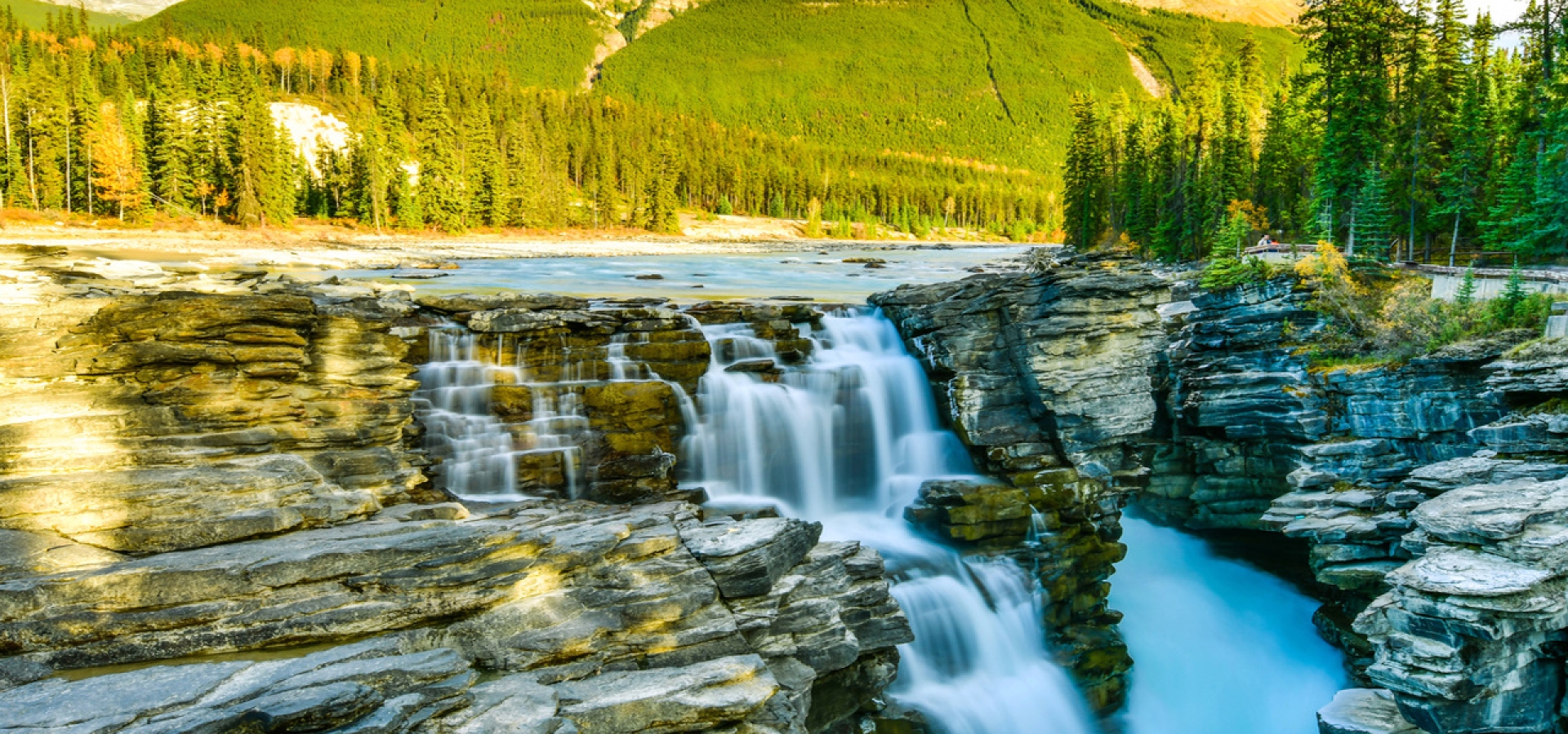 4.-Waterfall-in-Jasper-National-Park-1800x600 4.-Waterfall-in-Jasper-National-Park-1800x600