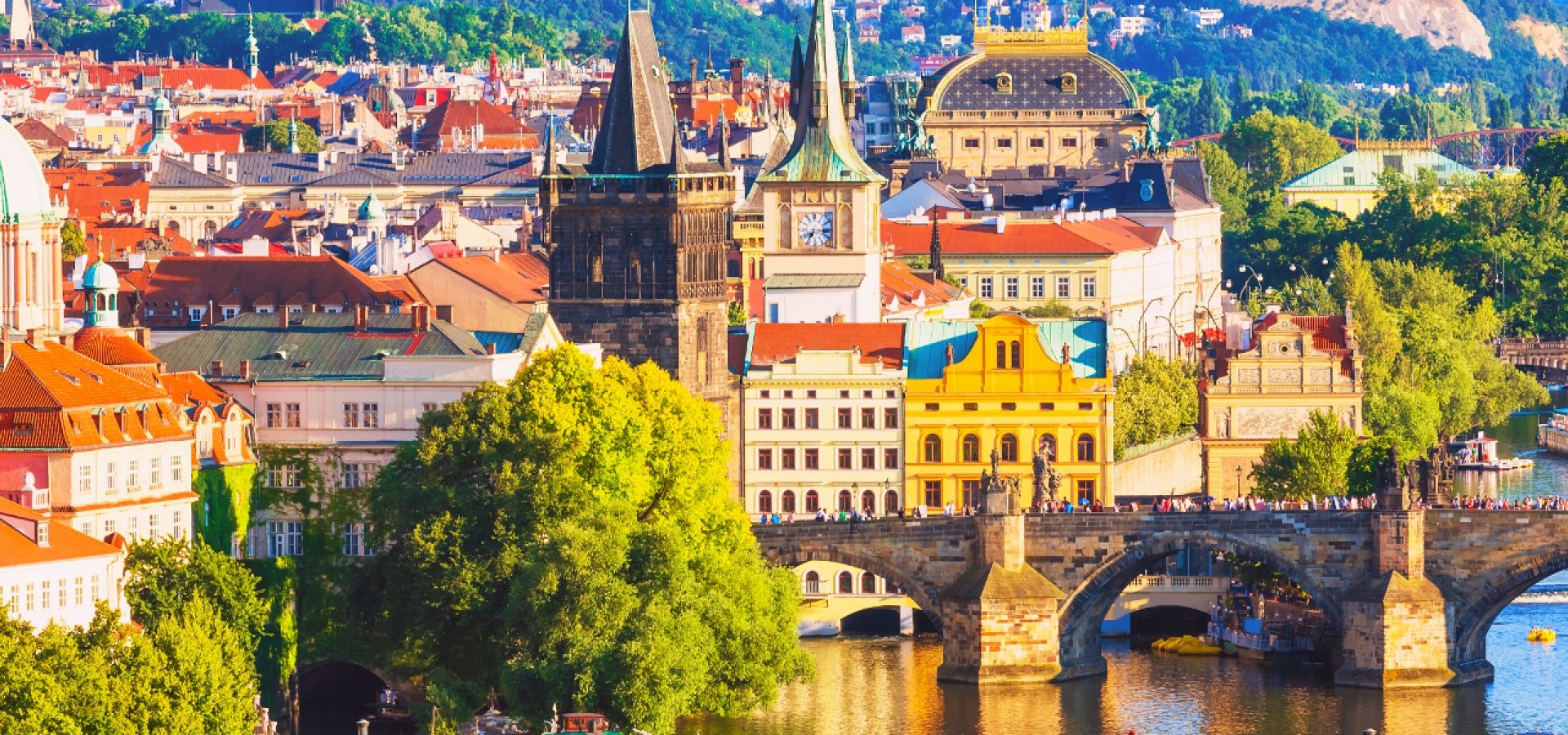 AU-BERLIN-AND-PRAGUE-Bridges-of-Prague-Czech-Republic-iStock_44108528_XXXLARGE-1800x600 AU-BERLIN-AND-PRAGUE-Bridges-of-Prague-Czech-Republic-iStock_44108528_XXXLARGE-1800x600