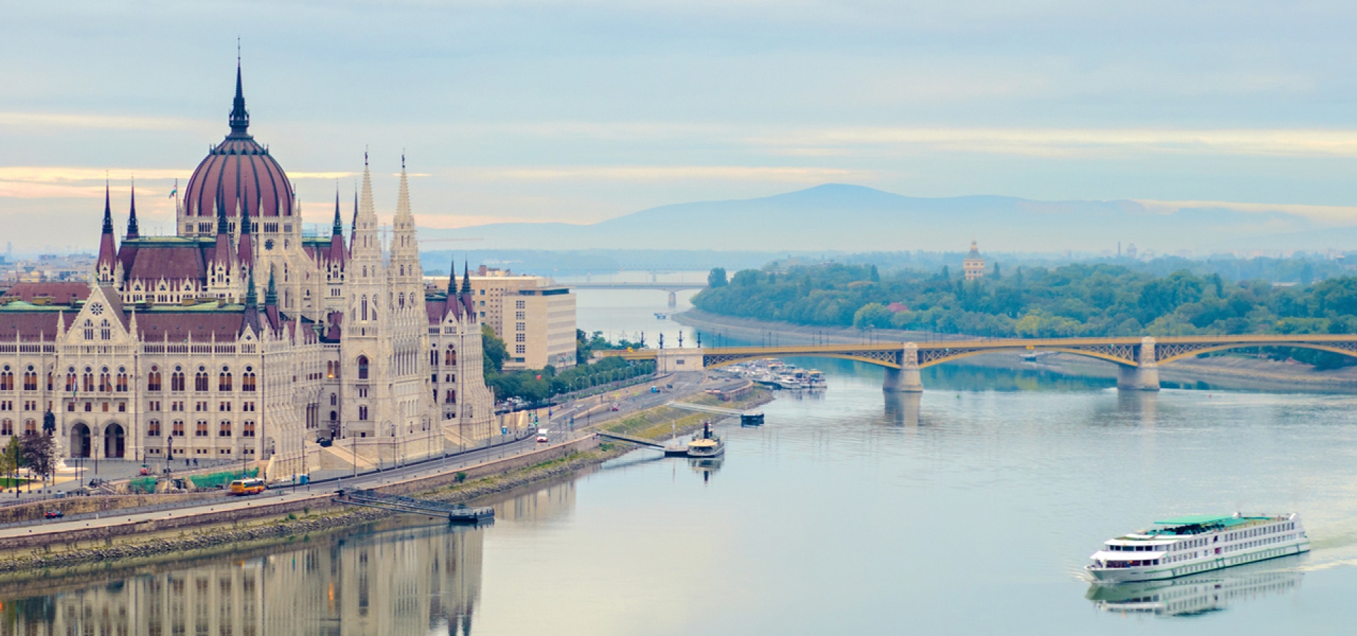 Budapest Parliament Building 1800x600