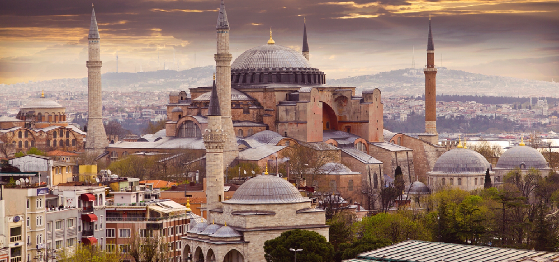 hagia-sophia-istanbul-world-famous-monument-of-byzantine-architecture, blue mosque