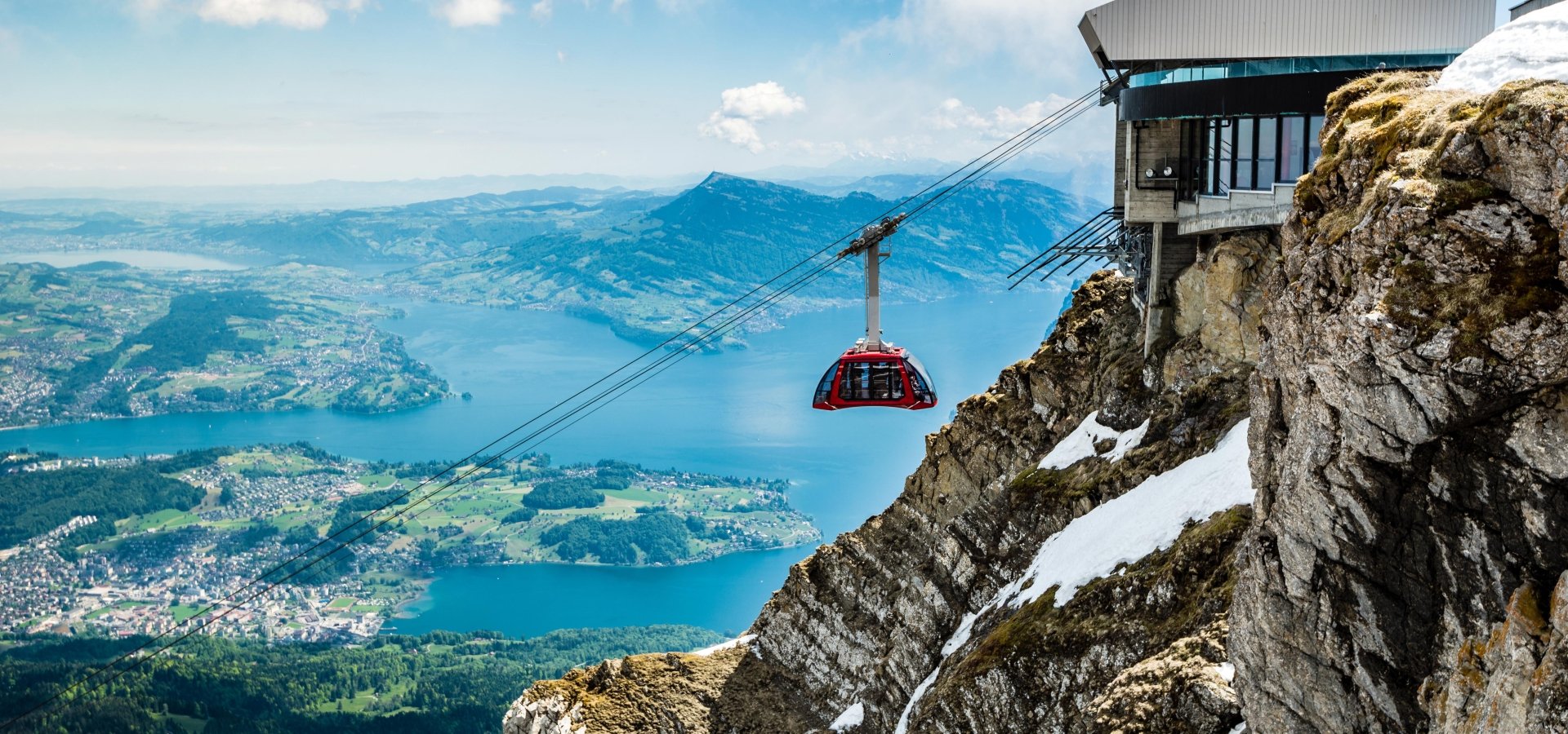 mount-pilatus-gondola-web