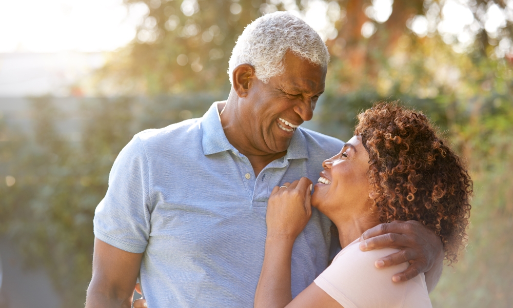 happy-couple-laughing